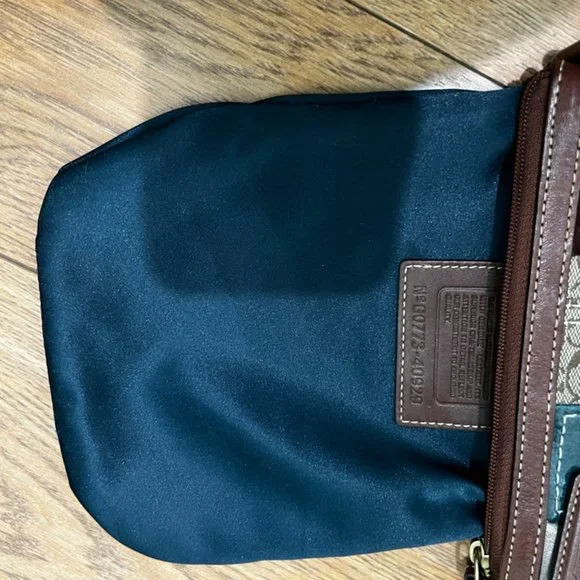 Coach Holiday Limited Edition Patchwork Crossbody Blue, Red, Green, Gold - Picture 6 of 13